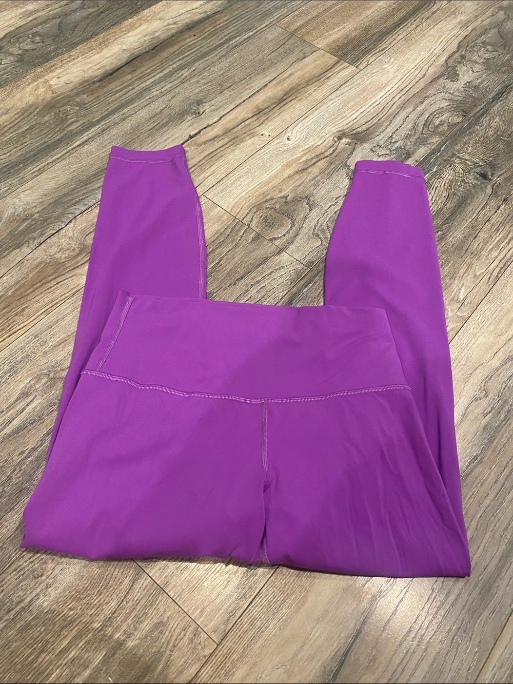 Lululemon leggings size 8